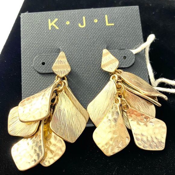 NEW KENNETH JAY LANE Hammered gold-plated earrings - Picture 6 of 9